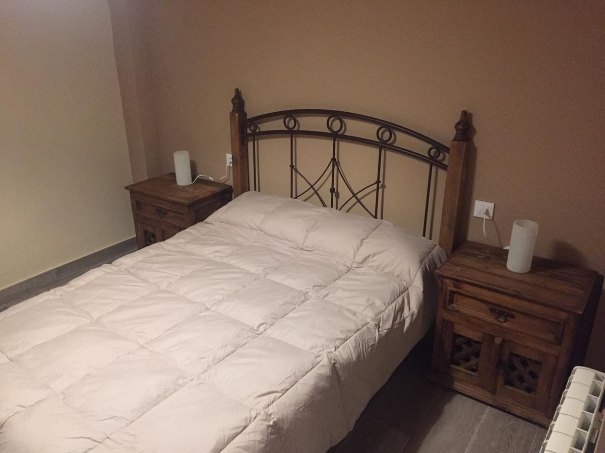 3 De Damas Apartment กาเซเรส ภายนอก รูปภาพ